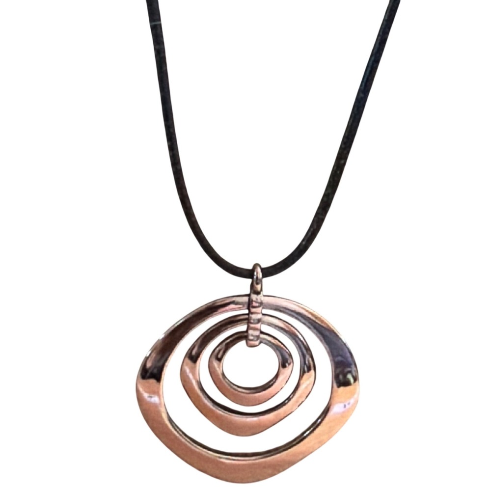 Copper Tone Triple Nested Circle Pendant Necklace Black Cord Magnetic Clasp1